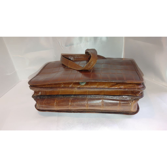 Sorpresa! Crocodile Embossed Messenger Bag - Picture 5 of 9